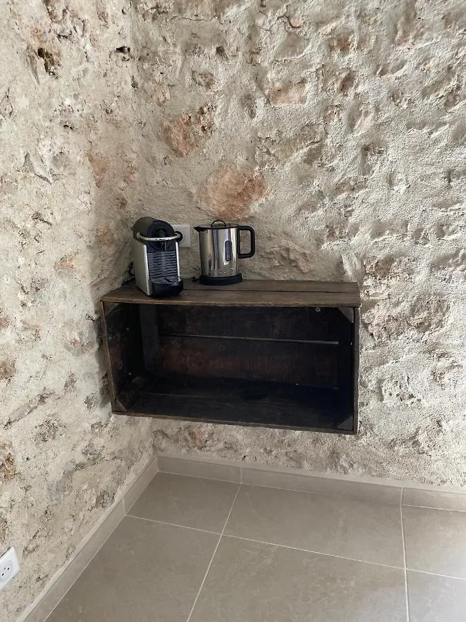 La Parenthese Du Var - Chambre D'Hotes Petits Dejeuners Inclus Et Terrasse Ombragee Saint-Antonin-du-Var 0*,